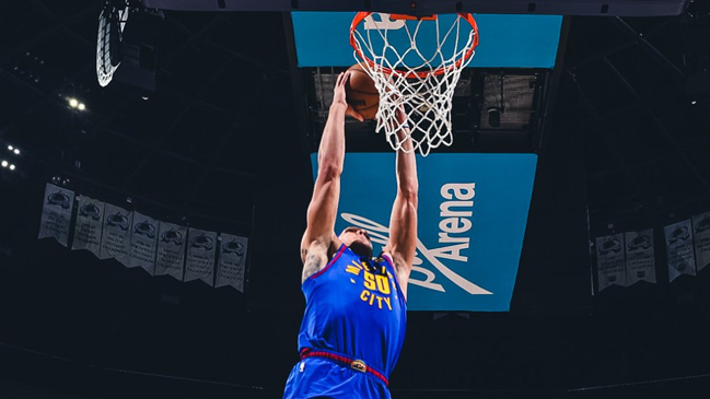 Denver Nuggets golpeó a Phoenix Suns en el inicio de las semifinales del Oeste