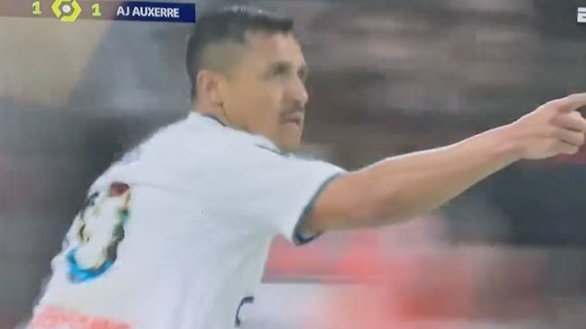 Alexis Sánchez dio ventaja a Olympique de Marsella en la recta final del duelo ante Auxerre