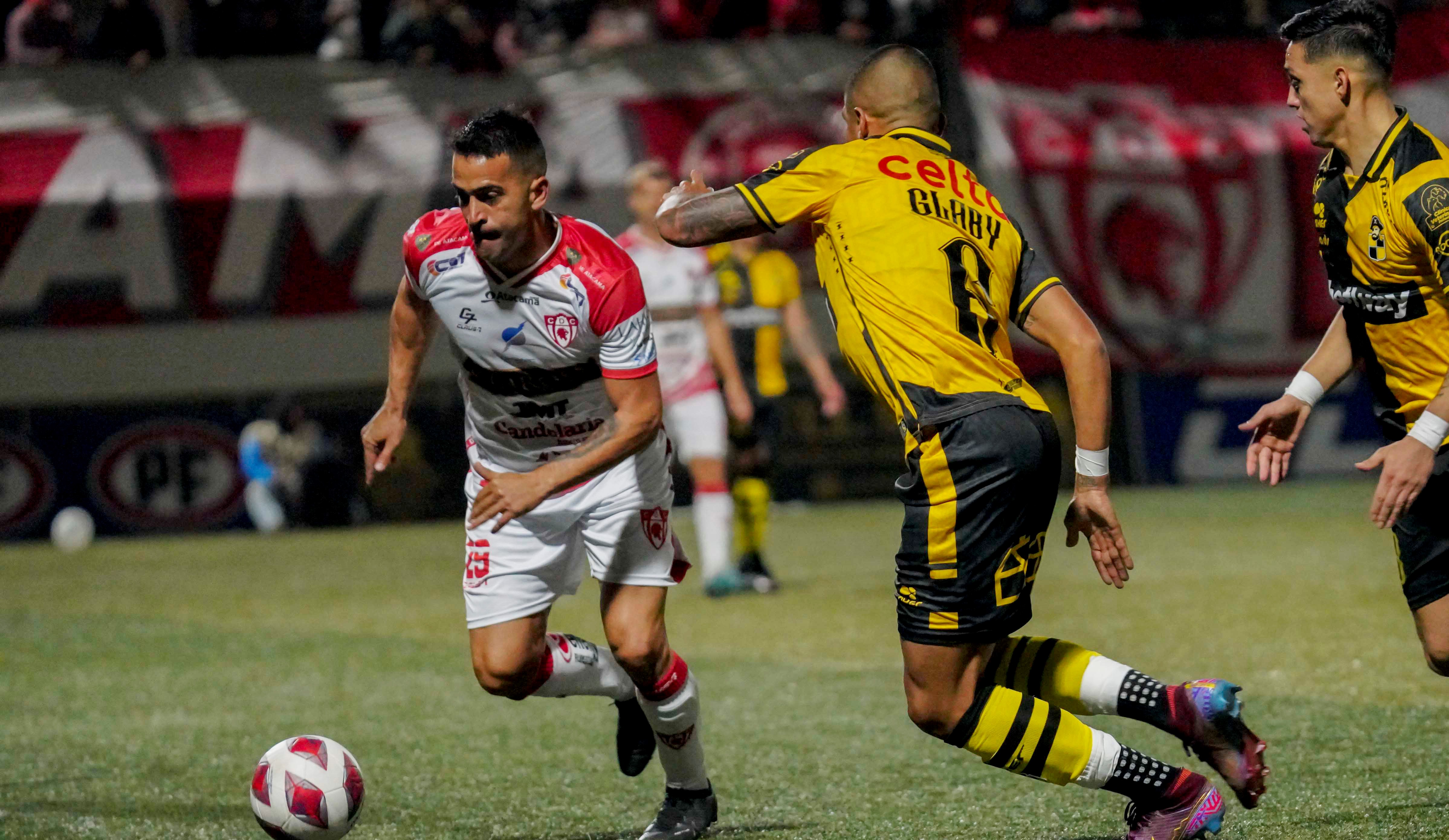 Deportes Copiapó escapó de la zona de descenso y privó a Coquimbo Unido de alcanzar la cima