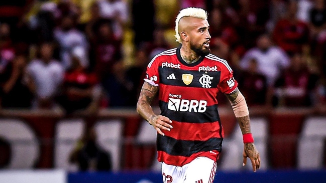 Vidal se llevó críticas tras la derrota de Flamengo en el clásico ante Botafogo