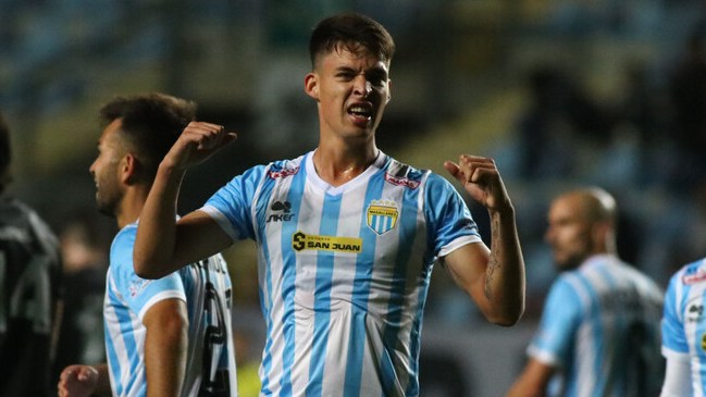 Magallanes quiere volver a los abrazos en su choque con César Vallejo por Sudamericana