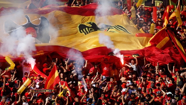 Barristas de Unión Española asaltaron una estación de servicio en Mostazal