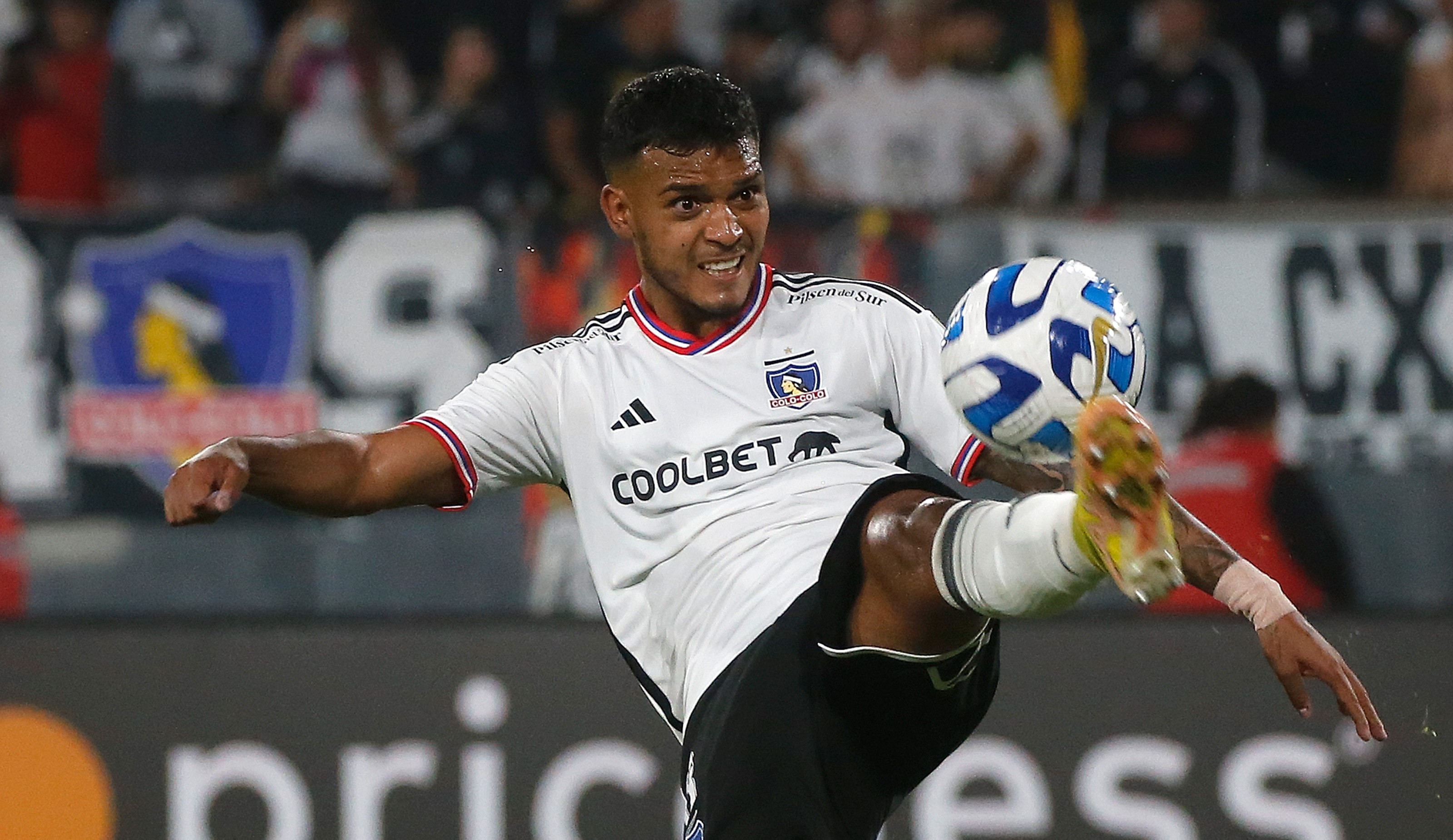 Amplio operativo de seguridad tendrá el duelo de Colo Colo y Boca Juniors en el Monumental