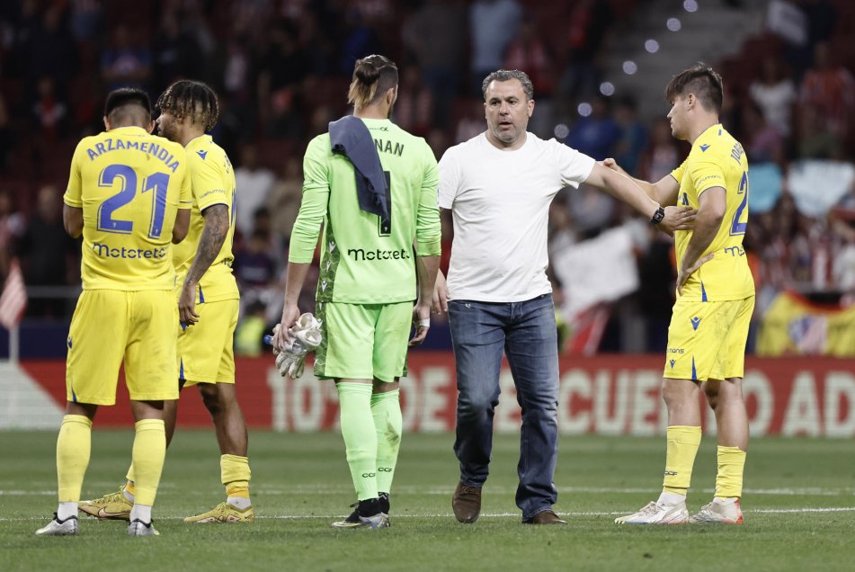 Atlético de Madrid tuvo como figura a Griezmann en goleada ante Cádiz en España
