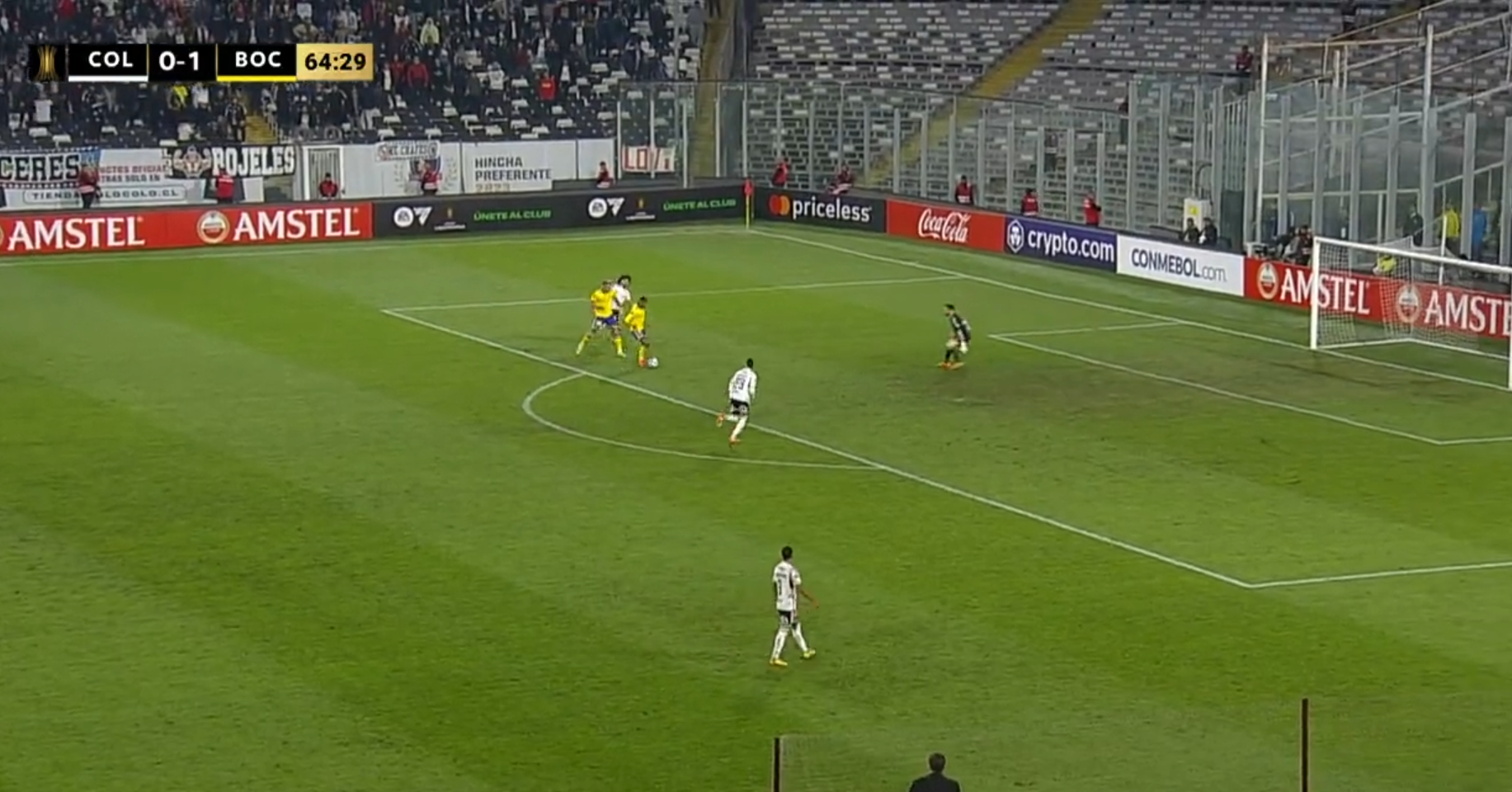 Sebastián Villa aprovechó un grosero error de Maximiliano Falcón para estirar la ventaja de Boca