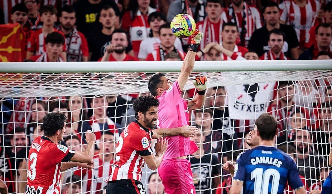 Claudio Bravo y el triunfo de Betis: “Apelamos al espíritu que habíamos perdido un poco”