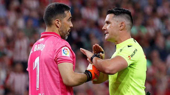 ¡Tremendo! Claudio Bravo fue elegido en el equipo ideal de la Fecha 33 de la liga española