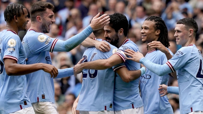 Manchester City se complicó más de lo esperado para batir a Leeds y distanciarse en la cima