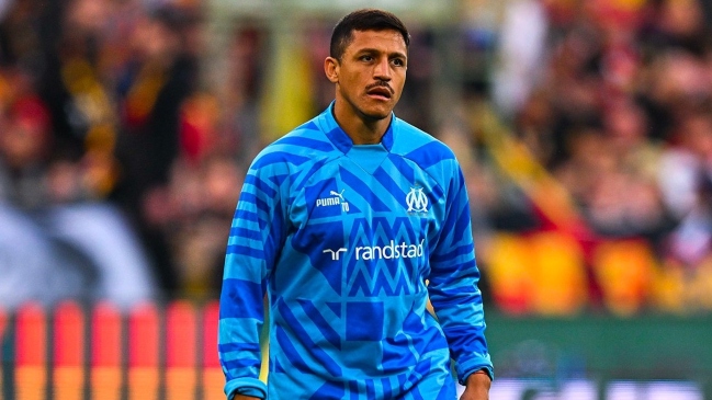 Prensa francesa aseguró que exámenes de Alexis por su lesión son “tranquilizadores”