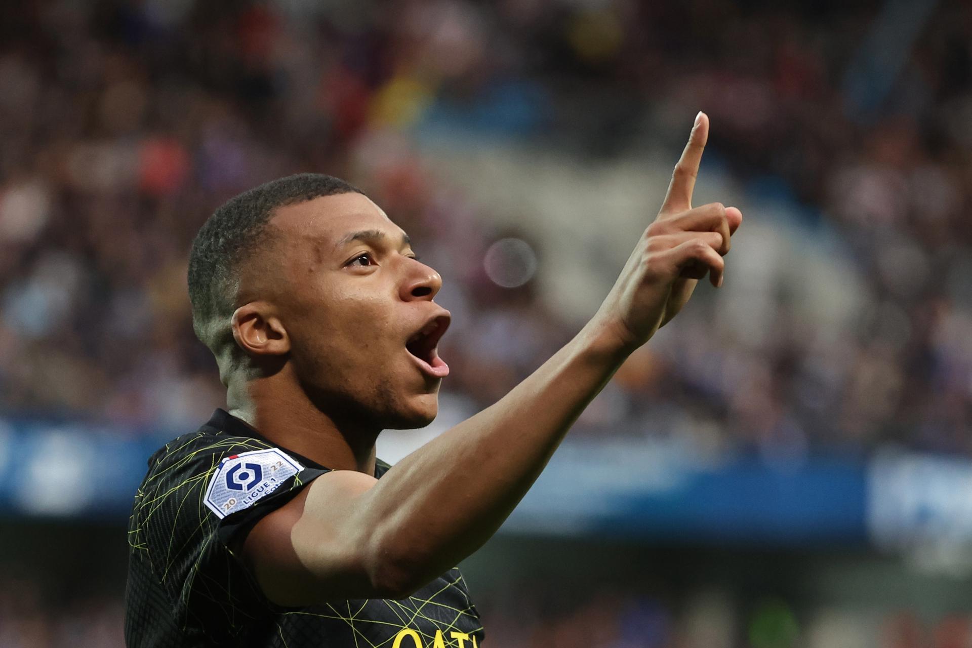 Kylian Mbappé acercó a PSG al título tras liderar el triunfo ante Troyes