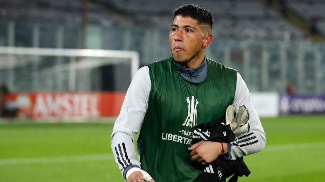 Brayan Cortés será suplente por cuarto partido consecutivo en Colo Colo