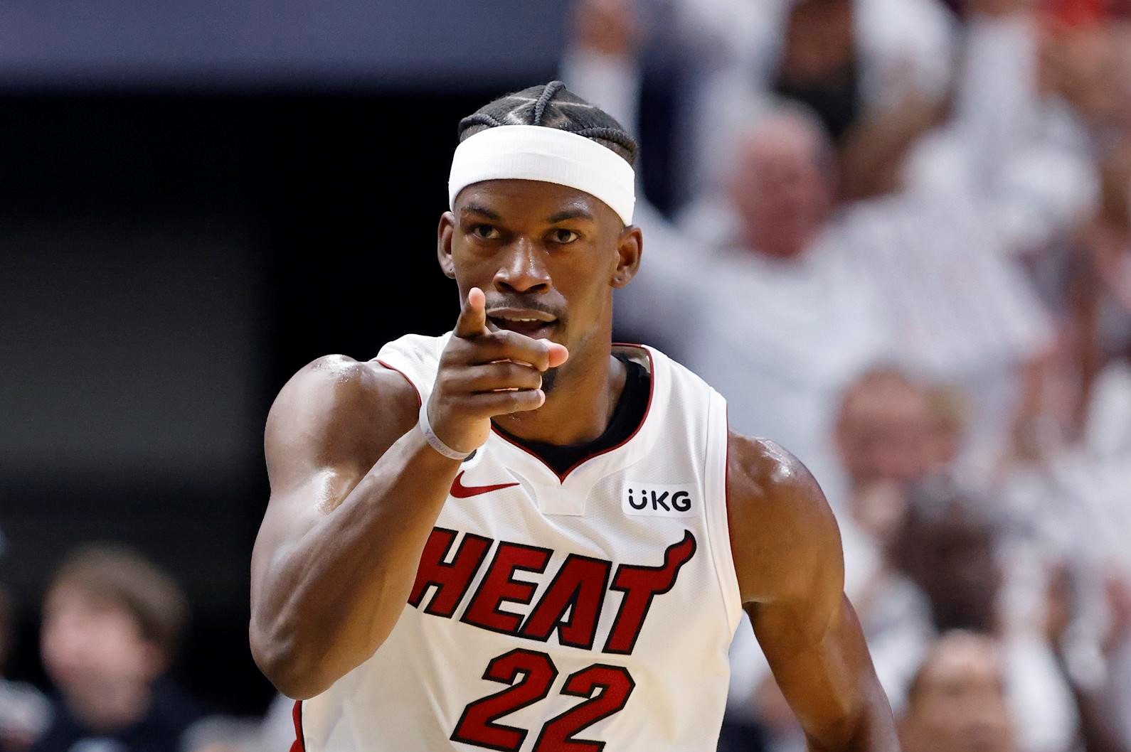 Miami Heat venció a los Knicks y quedó a un triunfo de la final en la Conferencia Este