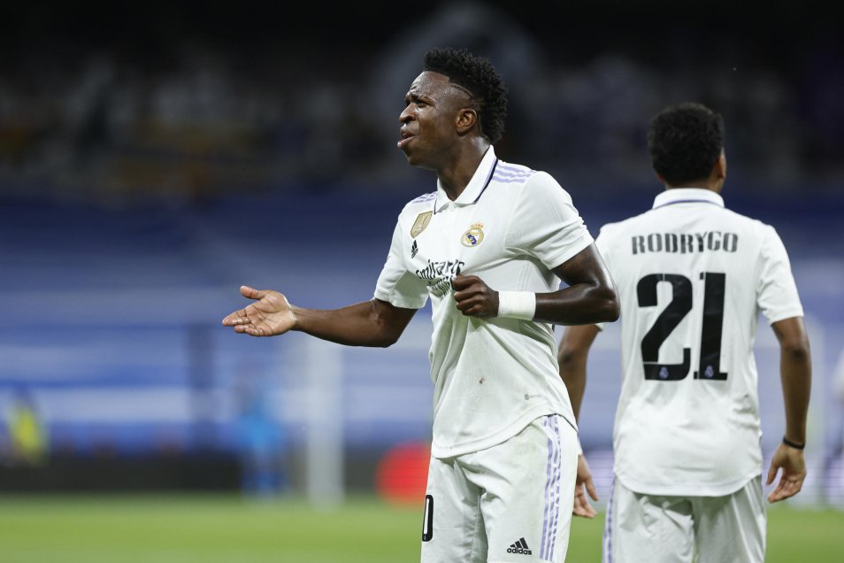 Manchester City evitó el traspié en el “Bernabéu” y dejó en suspenso su llave ante Real Madrid