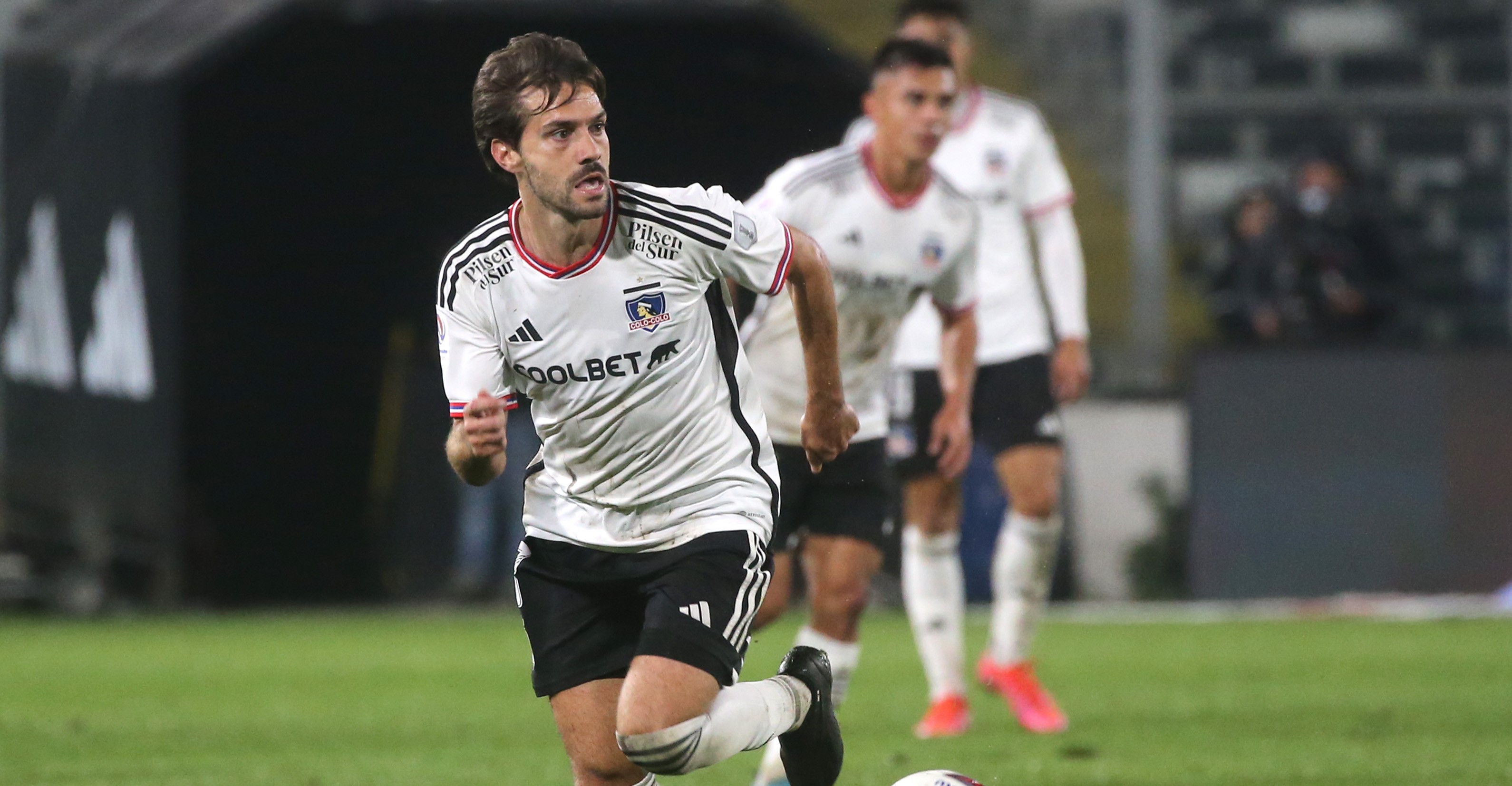 ¿Era penal de Bouzat? La falta que reclamó Audax Italiano en tenso final ante Colo Colo