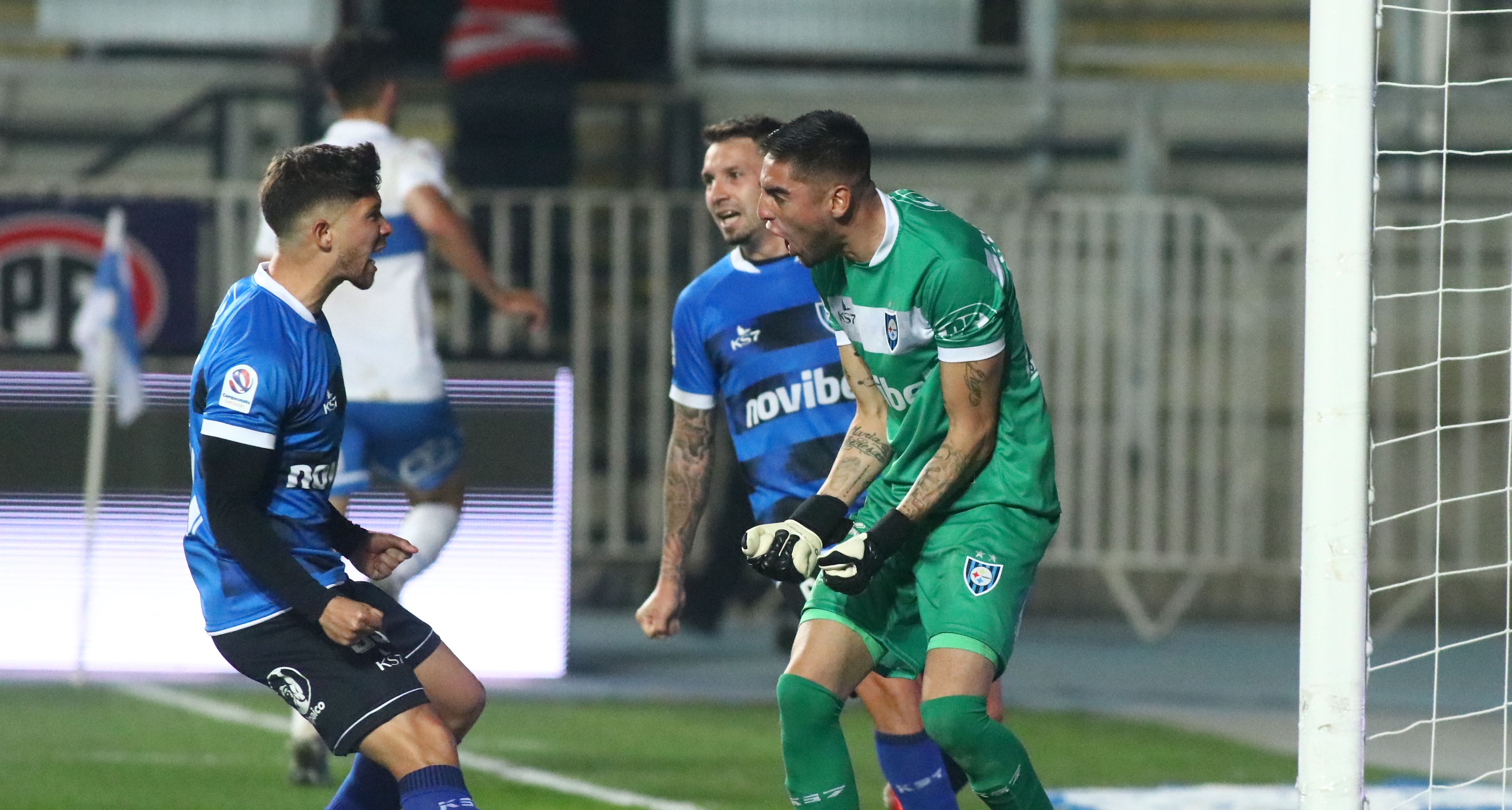 Castellón tapó un penal de Zampedri y fue héroe en el triunfo de Huachipato sobre la UC