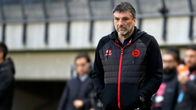 Gerardo Ameli dejó de ser el técnico de Unión La Calera