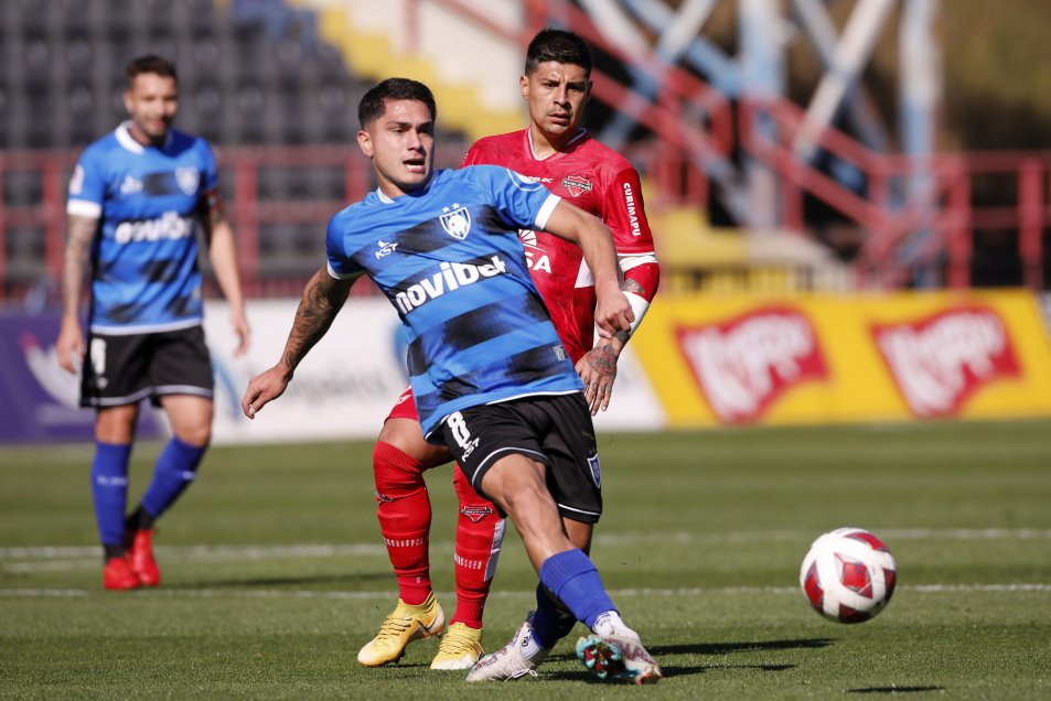 Huachipato se hizo fuerte en el Estadio CAP y frenó el impulso de Ñublense