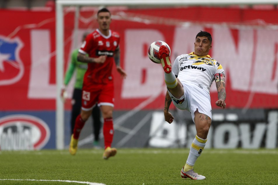 Coquimbo se asentó en los puestos altos con su victoria sobre La Calera en el “Nicolás Chahuán”