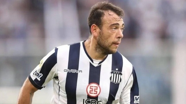 Matías Catalán le ganó el duelo a Paulo Díaz en triunfo de Talleres ante River