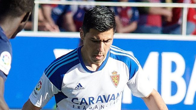 Diario español: Tomás Alarcón peleó con compañeros tras un nuevo partido sin minutos en Zaragoza