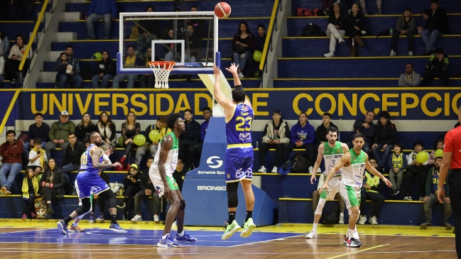 LNB: Universidad de Concepción aumentó su ventaja y Español igualó la serie ante Leones