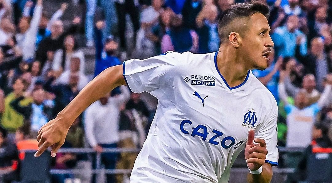 Remezón en Francia: PSG quiere a Alexis Sánchez para reemplazar a Lionel Messi