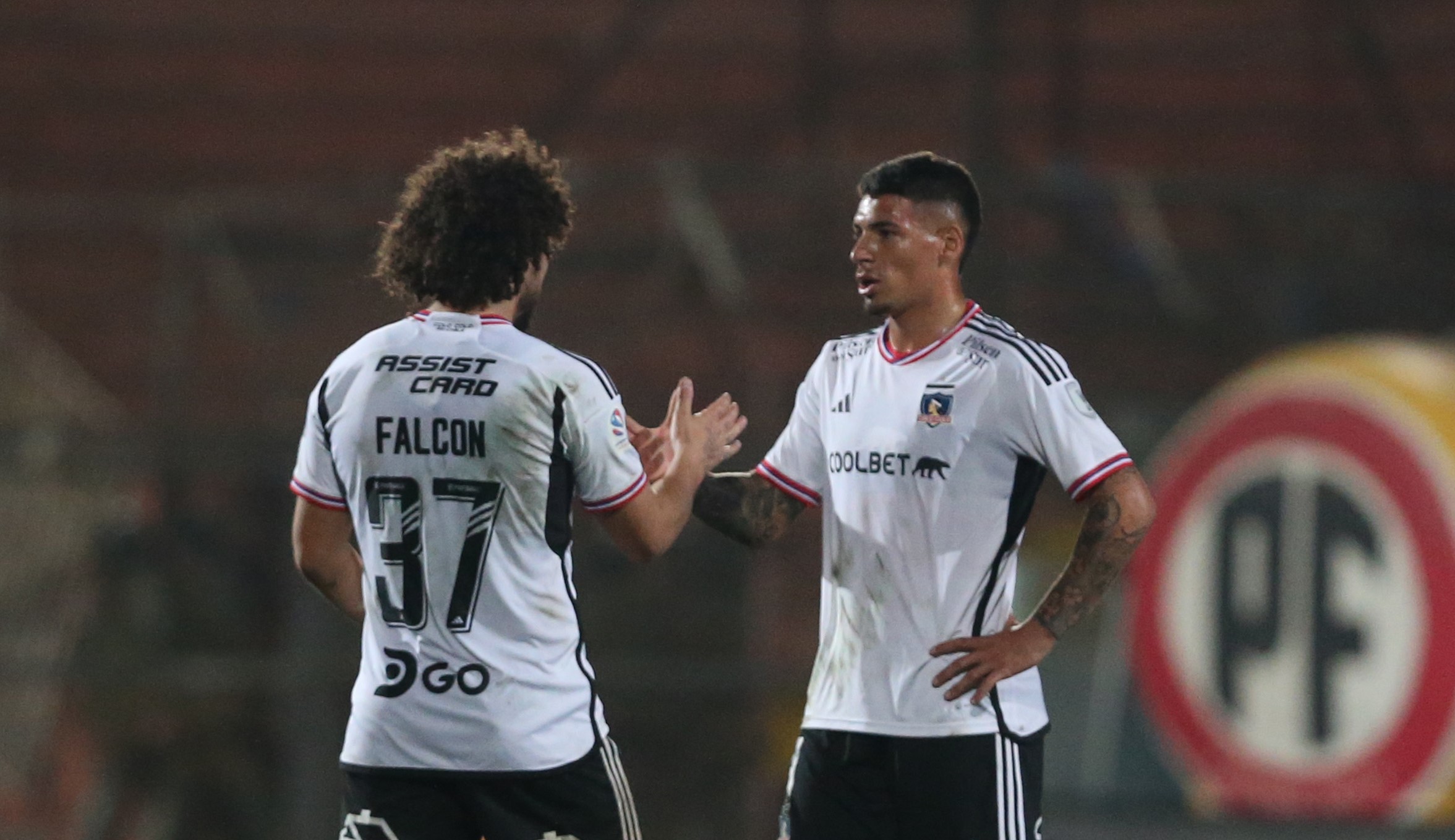 “Chilealbo”: Colo Colo vive la previa del duelo ante Curicó Unido