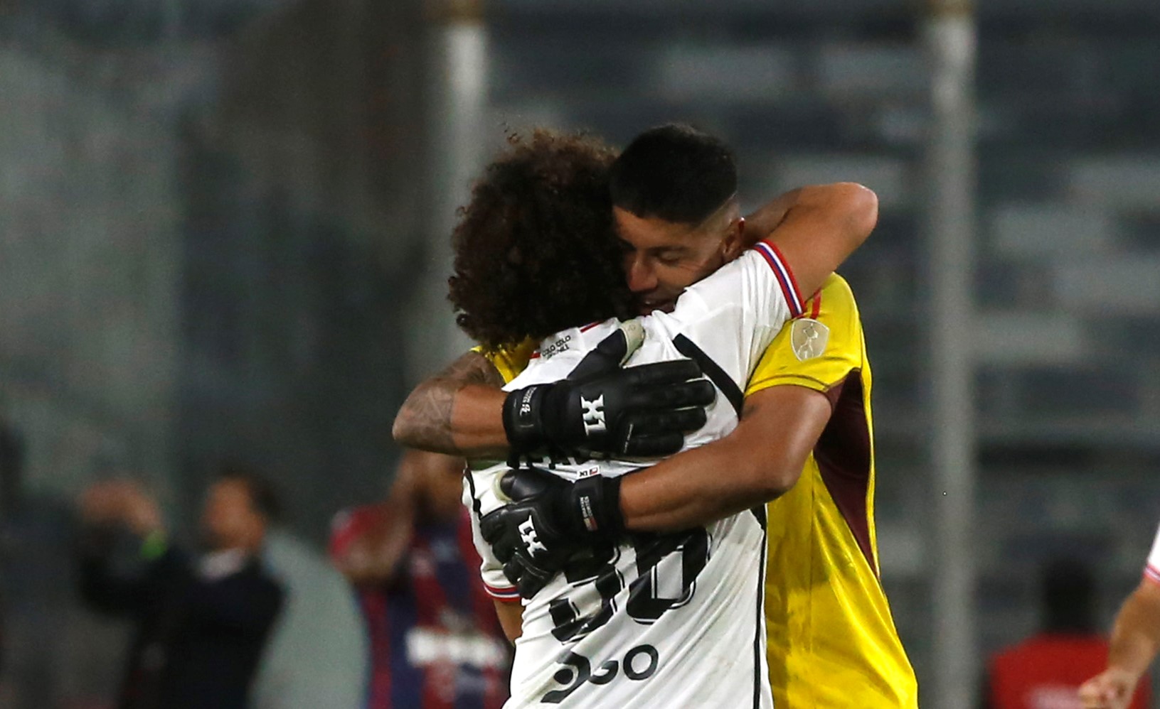 Brayan Cortés y Maximiliano Falcón interesan en dos grandes en el extranjero