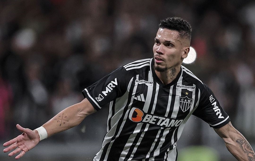 Atlético Mineiro de Eduardo Vargas batió a Corinthians en la Copa de Brasil