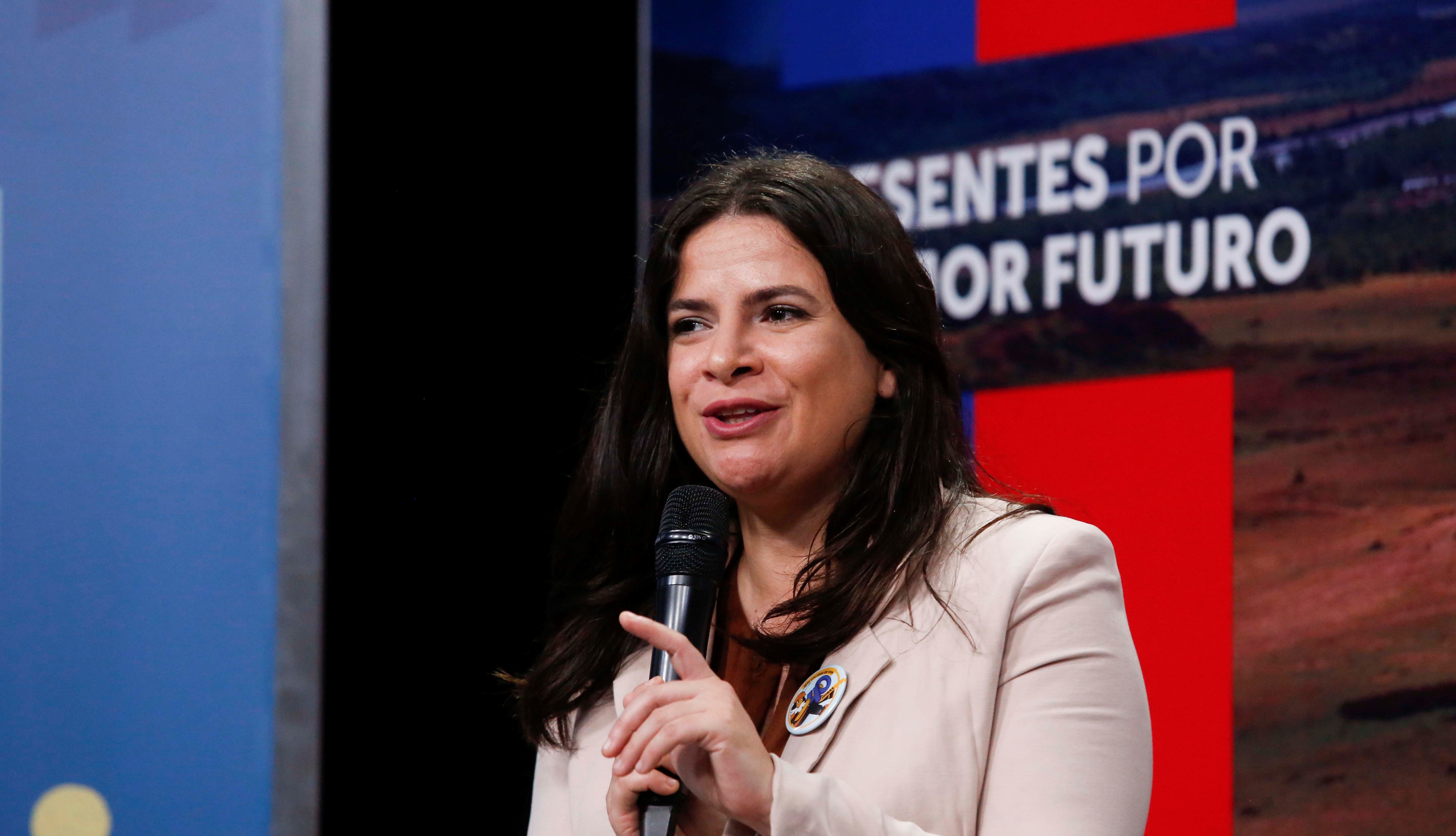 Ministra Orellana replicó al chat de Pablo Milad: El no pago de pensión de alimentos es un problema en el país