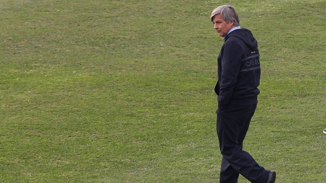 Mayne-Nicholls y libertad para contratar jugadores locales: Esta norma distorsiona el torneo