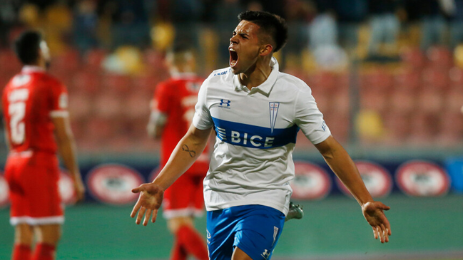 Alexander Aravena decretó la igualdad de la UC con un golazo ante Unión La Calera