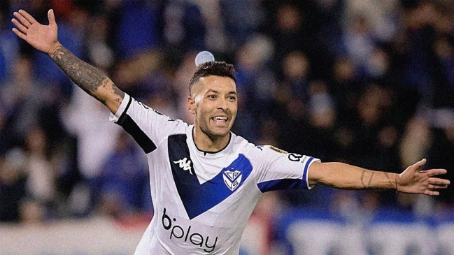 La U sondeó al máximo goleador de Vélez en la Libertadores por recomendación de Pellegrino