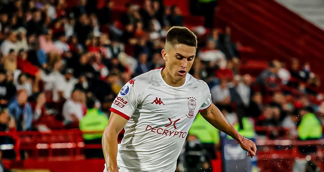 Guillermo Soto tomó fuerza en la carpeta de Universidad Católica