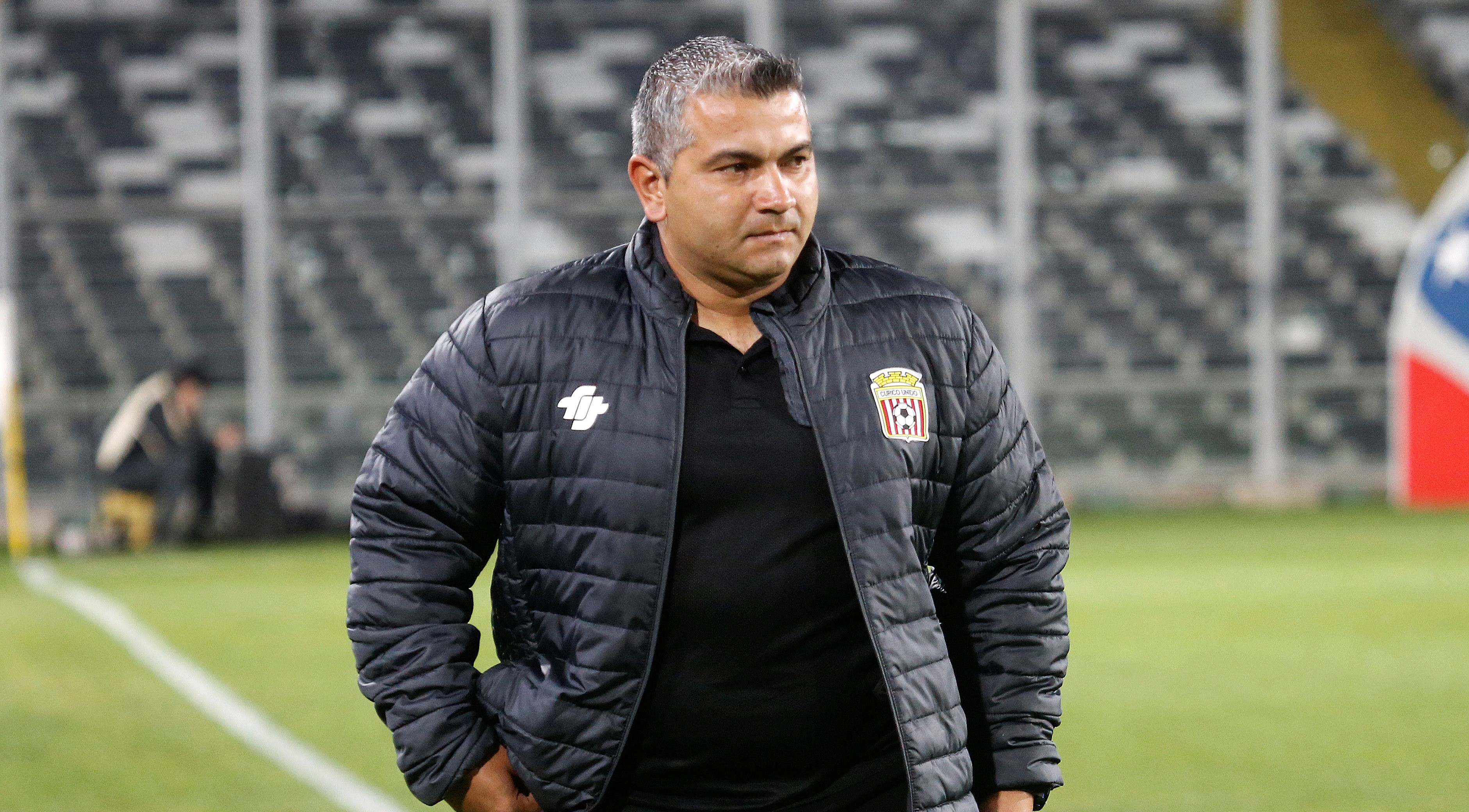 Curicó Unido oficializó la salida de Damián Muñoz como director técnico