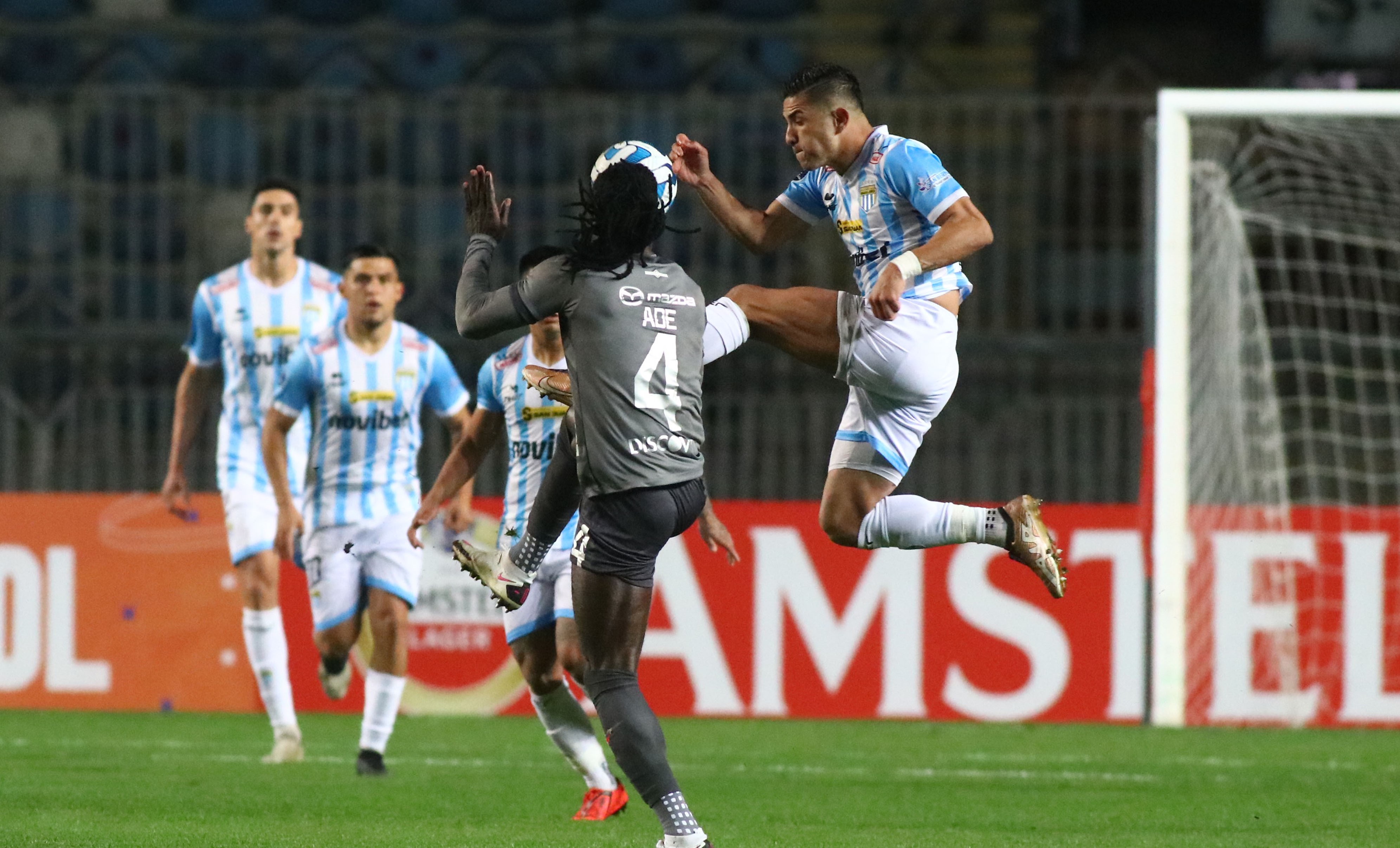 Magallanes sigue complicado en la Sudamericana tras exigido empate con Liga de Quito