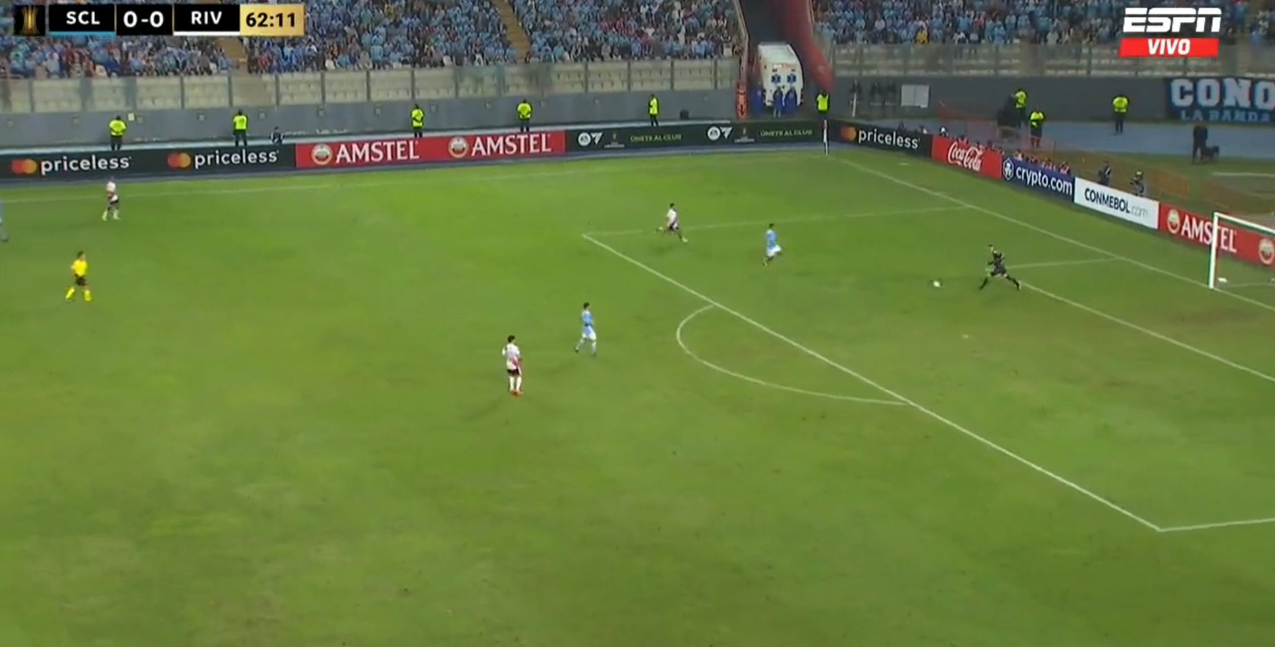 El grosero error de Franco Armani que permitió el gol de Sporting Cristal a River Plate