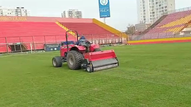 La cancha del Estadio Santa Laura ha tenido positivos avances para la vuelta de la Copa Chile
