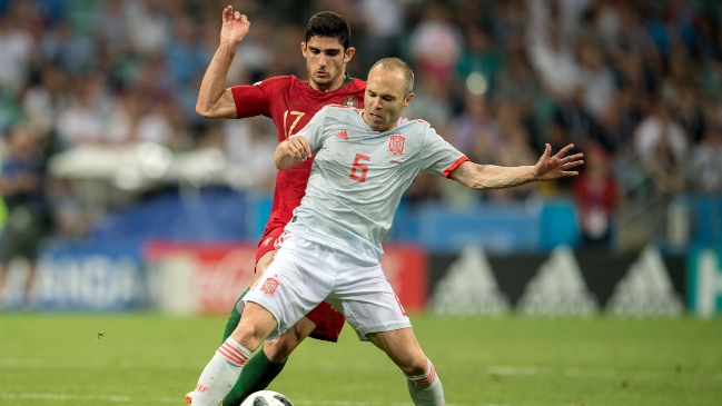 Gerente de U. Española tras falso rumor de Iniesta: Se están normalizando estas mentiras