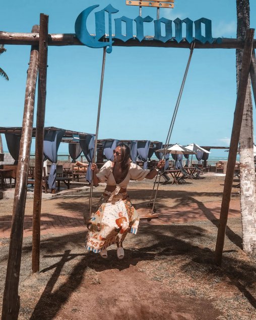 Francisca Rivas encandiló a sus seguidores con imágenes en bikini en playa brasileña
