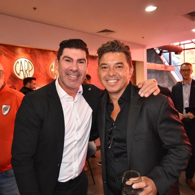 Marcelo Salas fue invitado de lujo en la inauguración de la estatua de Marcelo Gallardo
