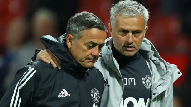 Exasistente de José Mourinho asoma entre candidatos al banco de Curicó Unido