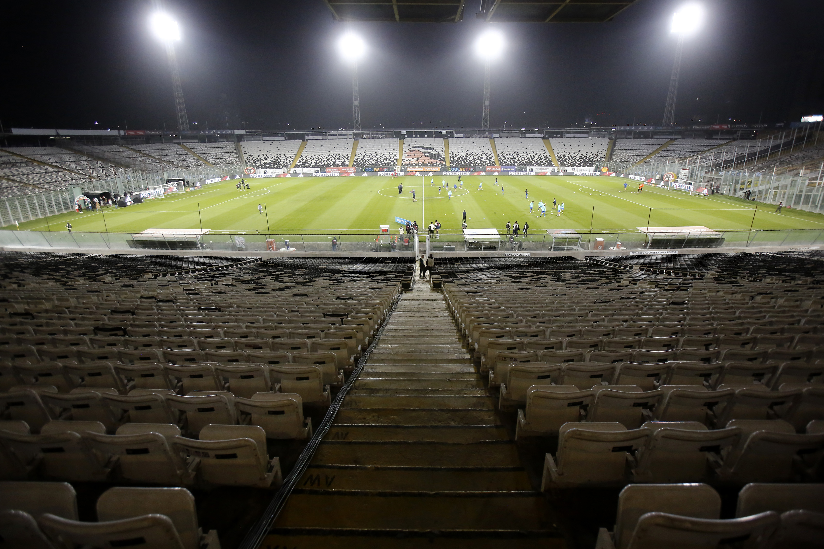 “Chilealbo”: La reunión de directorio de Colo Colo en el Monumental