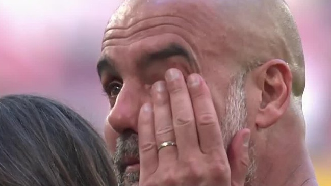 Guardiola se emocionó hasta las lágirmas tras el título de Manchester City en la Copa FA