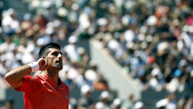 La provocación de Novak Djokovic al público francés en el duelo con Juan Pablo Varillas