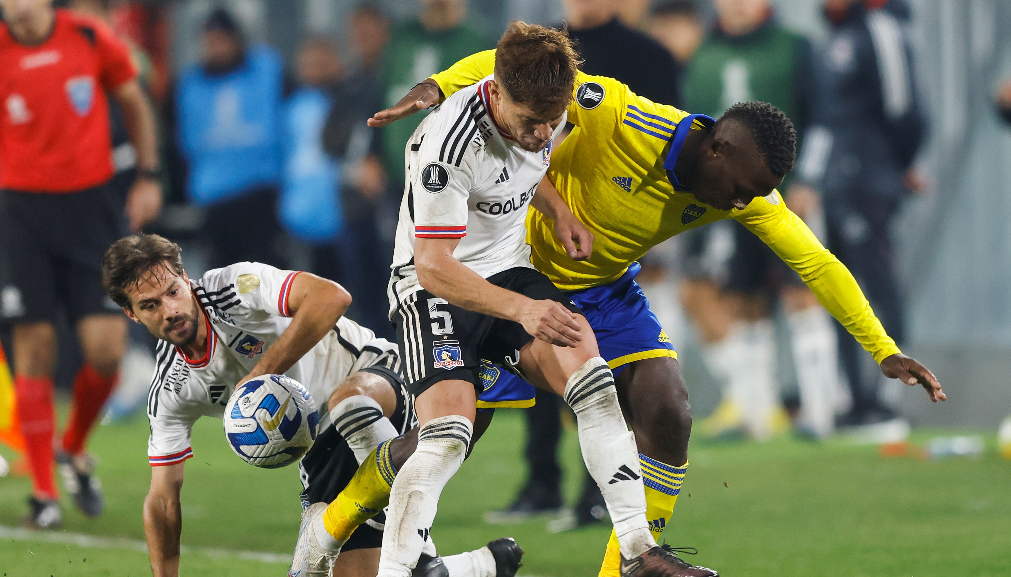 “Chilealbo”: Colo Colo celebra 32 años de la Copa Libertadores y palpita el duelo con Boca Juniors