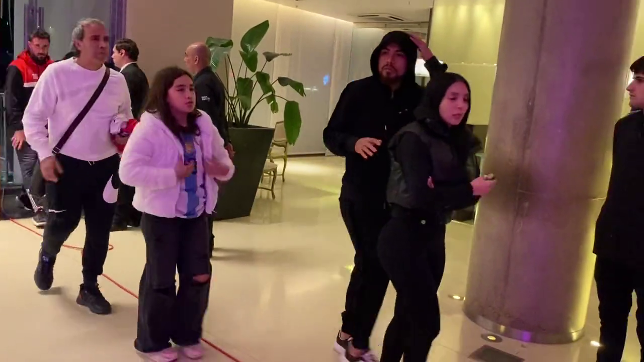 Paulo Díaz visitó al plantel de Colo Colo en la previa del duelo con Boca Juniors