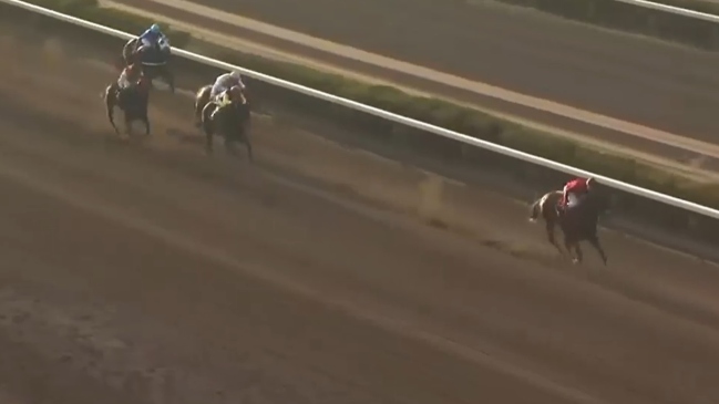 “La Maru” se quedó con el Clásico Premio Radio Cooperativa del Hipódromo Chile