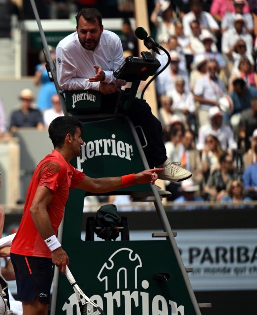 Djokovic expresó su enfado ante advertencias del juez de silla en la final de Roland Garros