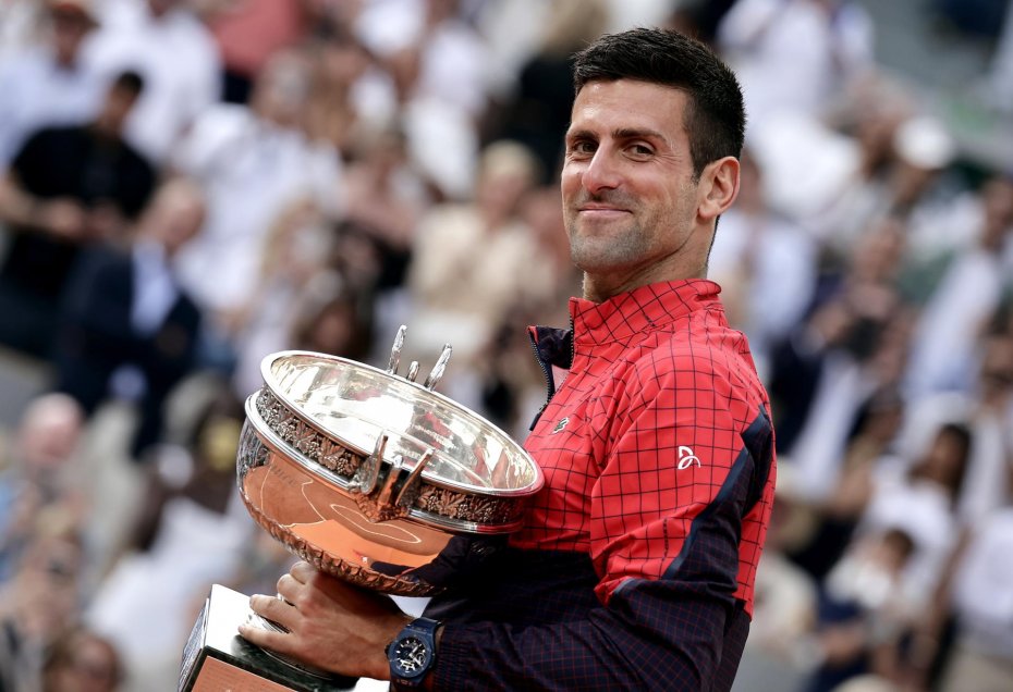 La tierna celebración de Djokovic con sus hijos tras volver a ser campeón en Roland Garros